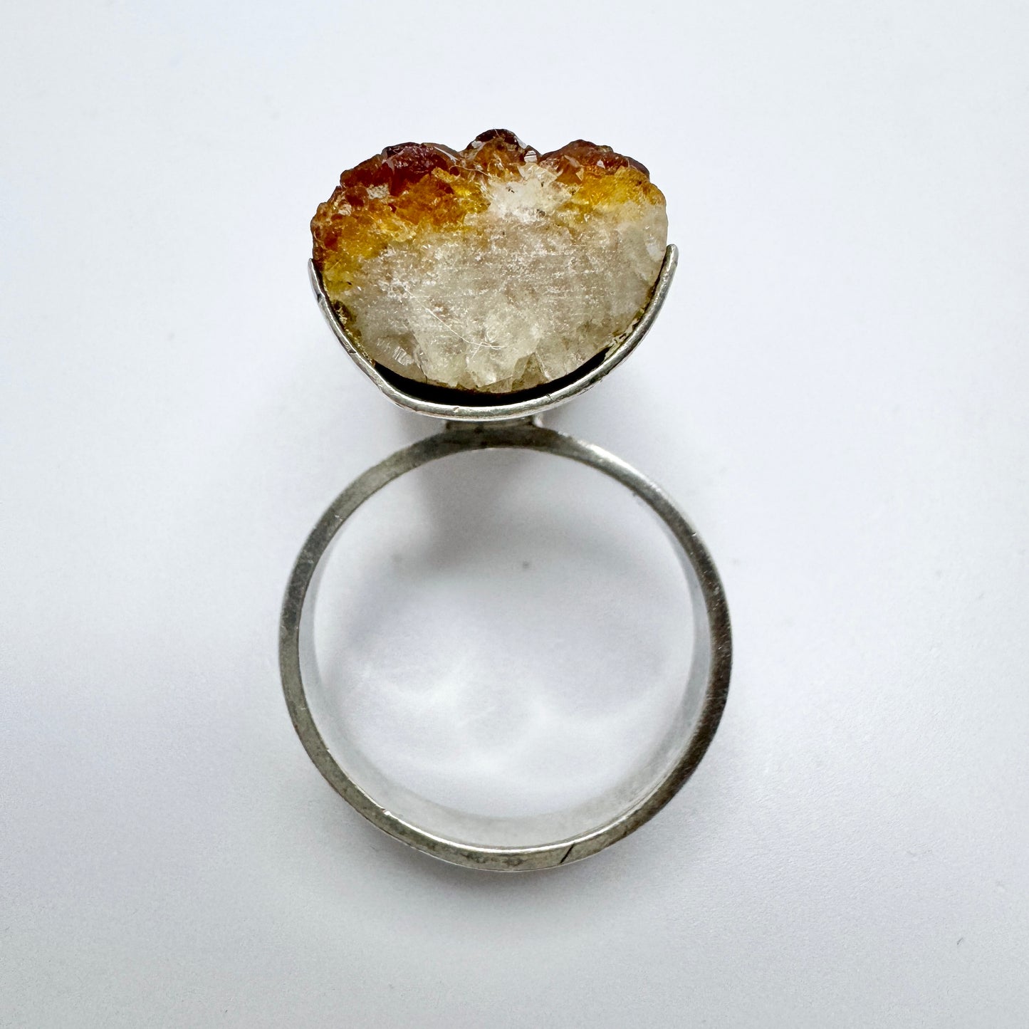 Magnus Maximus Designs, England 1971. Vintage Sterling Silver Druzy Citrine Quartz Ring.