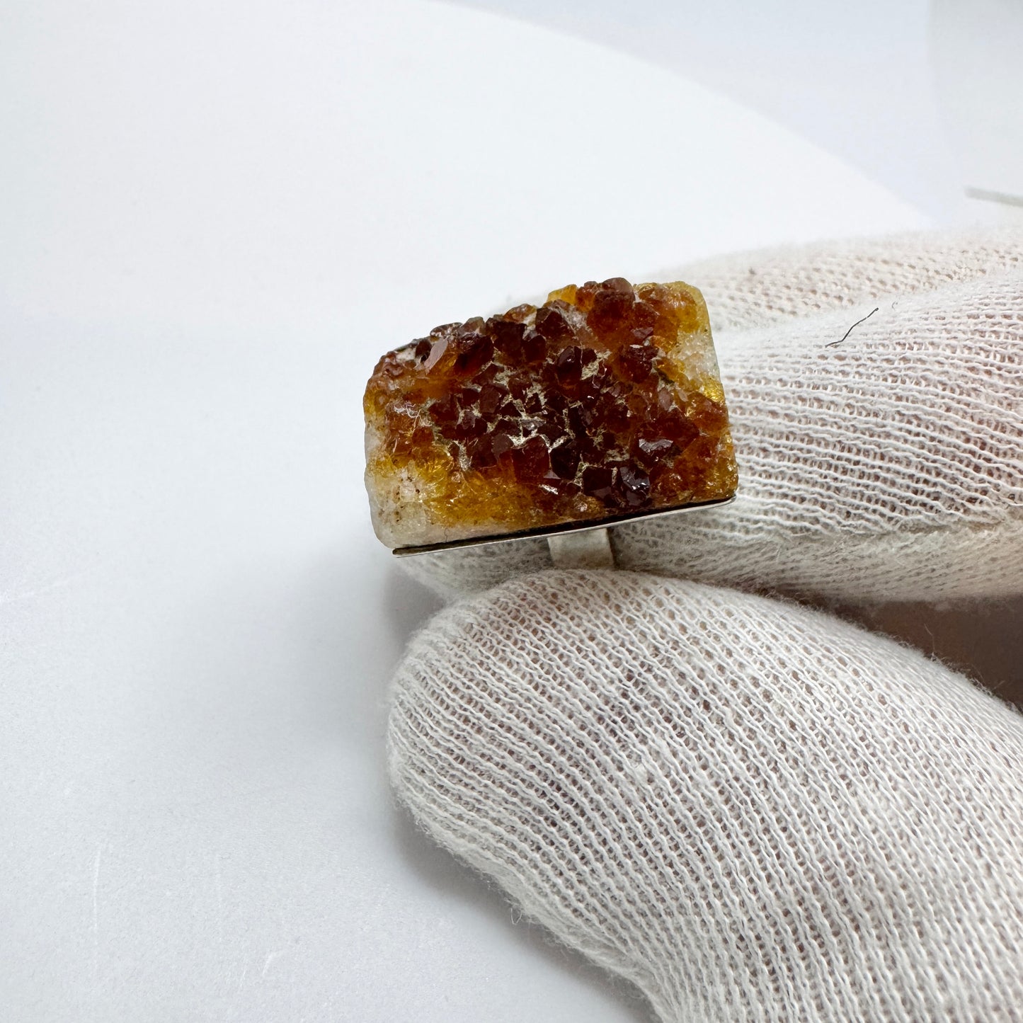 Magnus Maximus Designs, England 1971. Vintage Sterling Silver Druzy Citrine Quartz Ring.