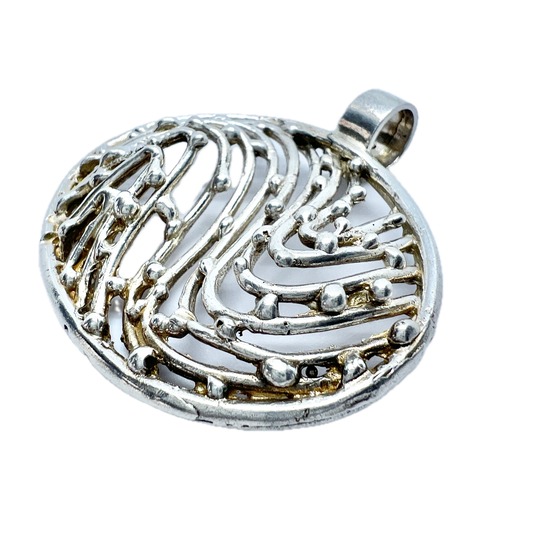Etsuko Minowa, for Nordisk Kokusai, Sweden 1978. Vintage Sterling Silver pendant. Signed.