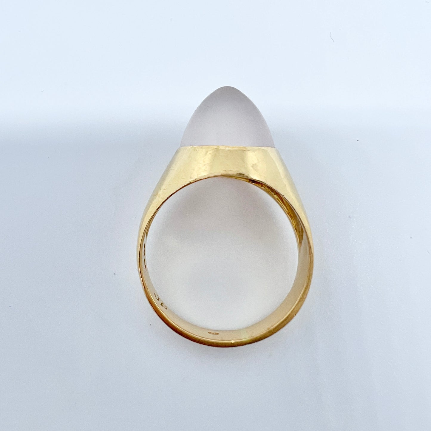 Vintage 1960s. 18k Gold Moonstone Ring.