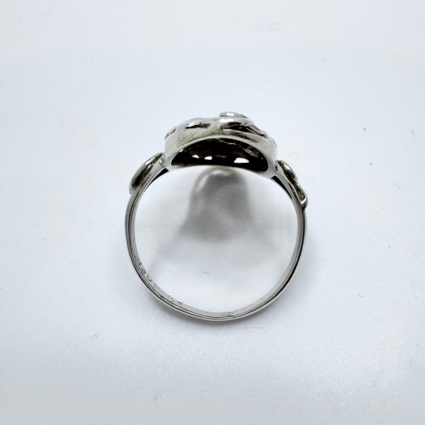 Denmark 1940s. Vintage Solid Silver Grapes Ring.
