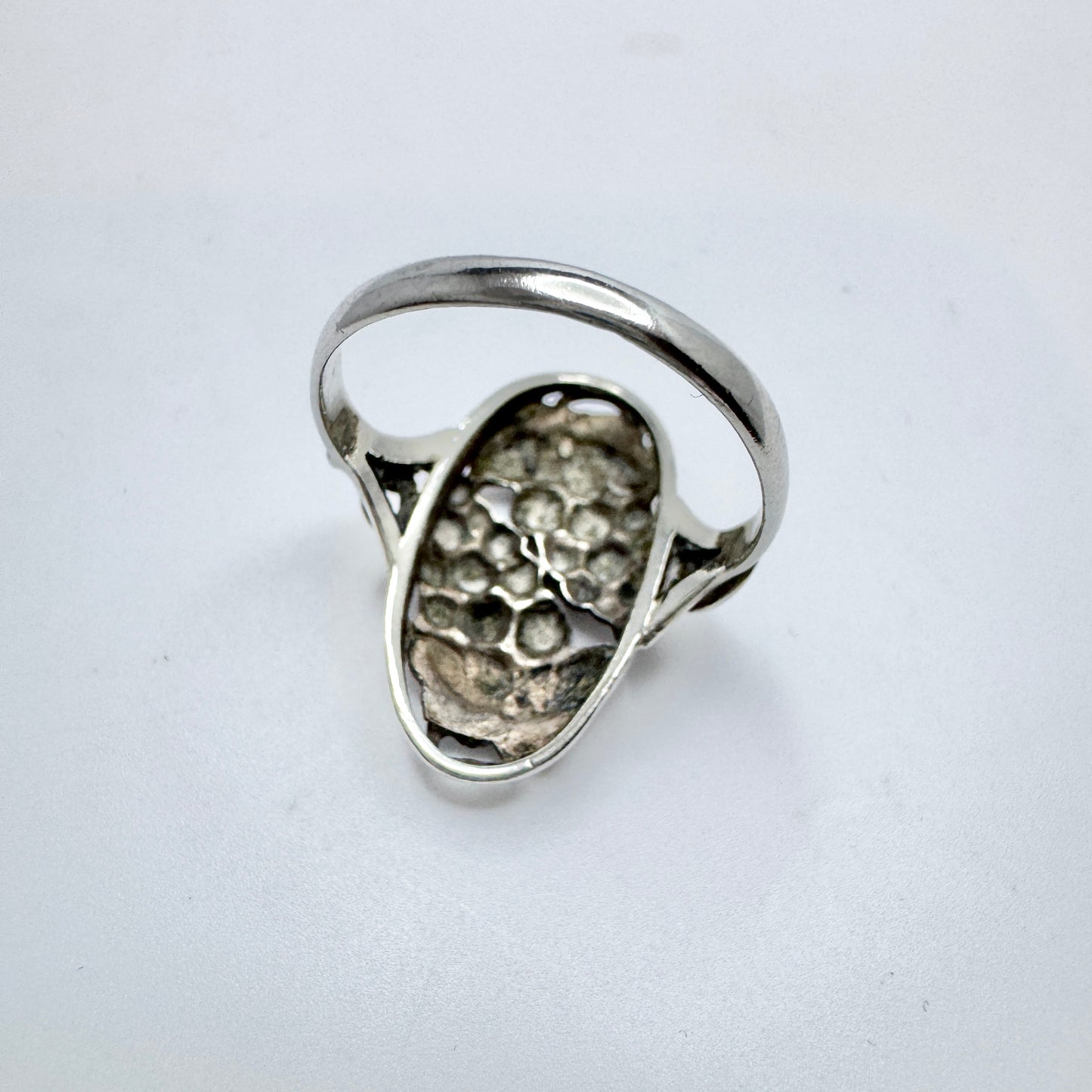 Denmark 1940s. Vintage Solid Silver Grapes Ring.
