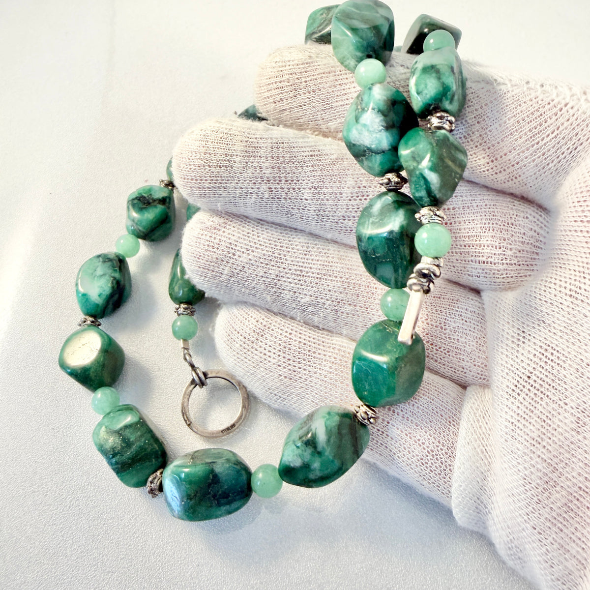 Vintage Sterling Silver Agate Aventurine Necklace.