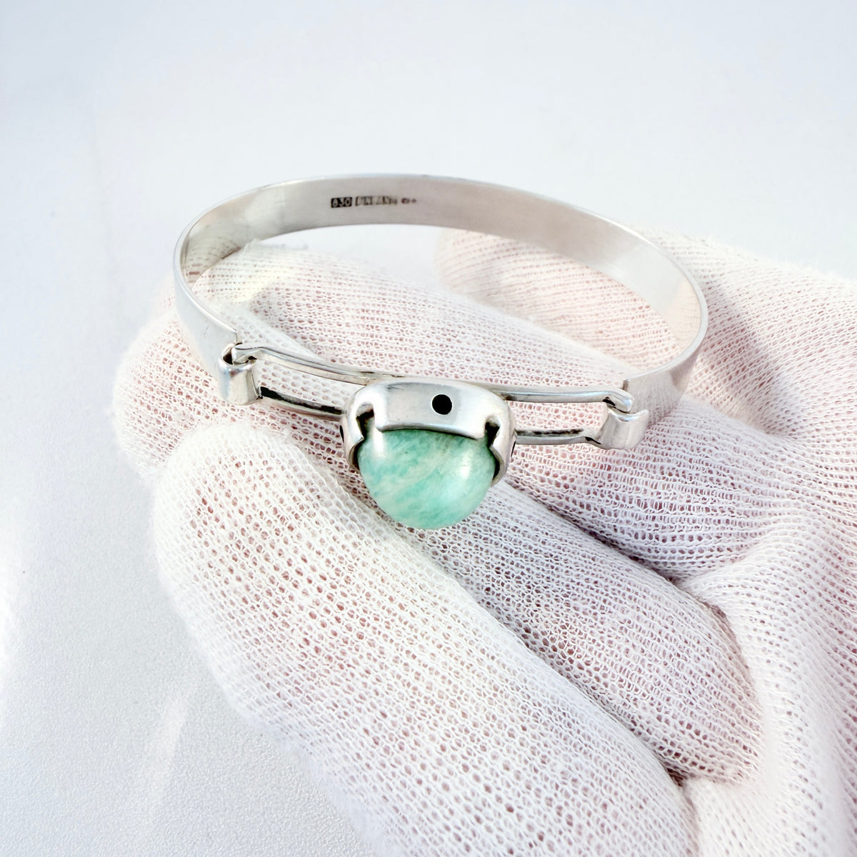 Finland ca 1960s. Vintage Solid Silver Aventurine Hinged Bracelet.
