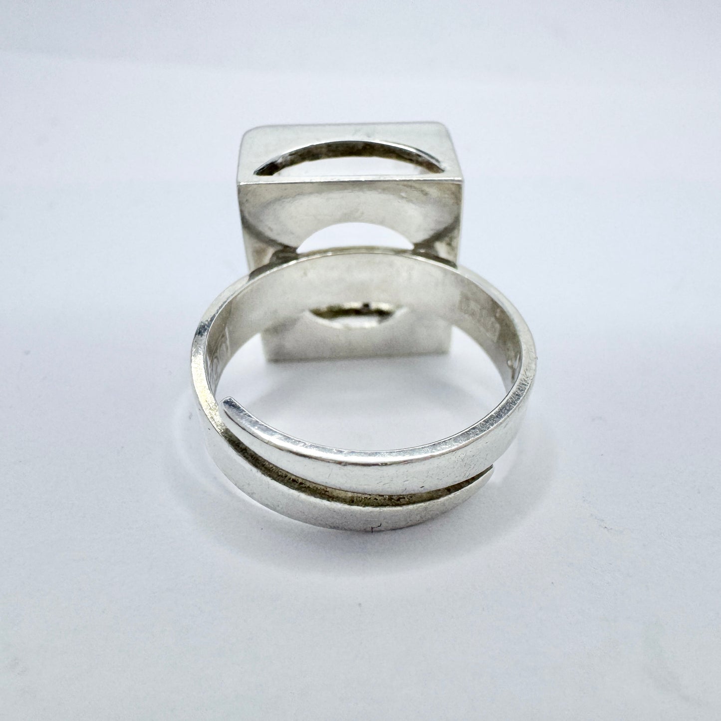 Bengt Hallberg, Sweden 1976. Bold Vintage Sterling Silver Rock Crystal Ring.