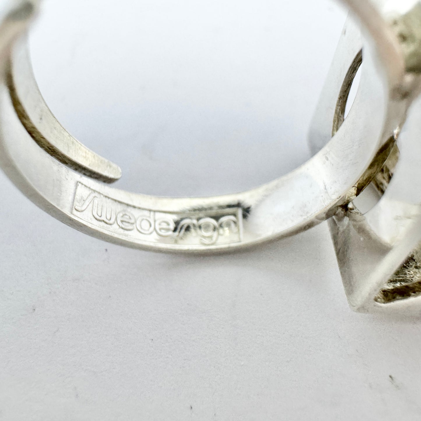 Bengt Hallberg, Sweden 1976. Bold Vintage Sterling Silver Rock Crystal Ring.