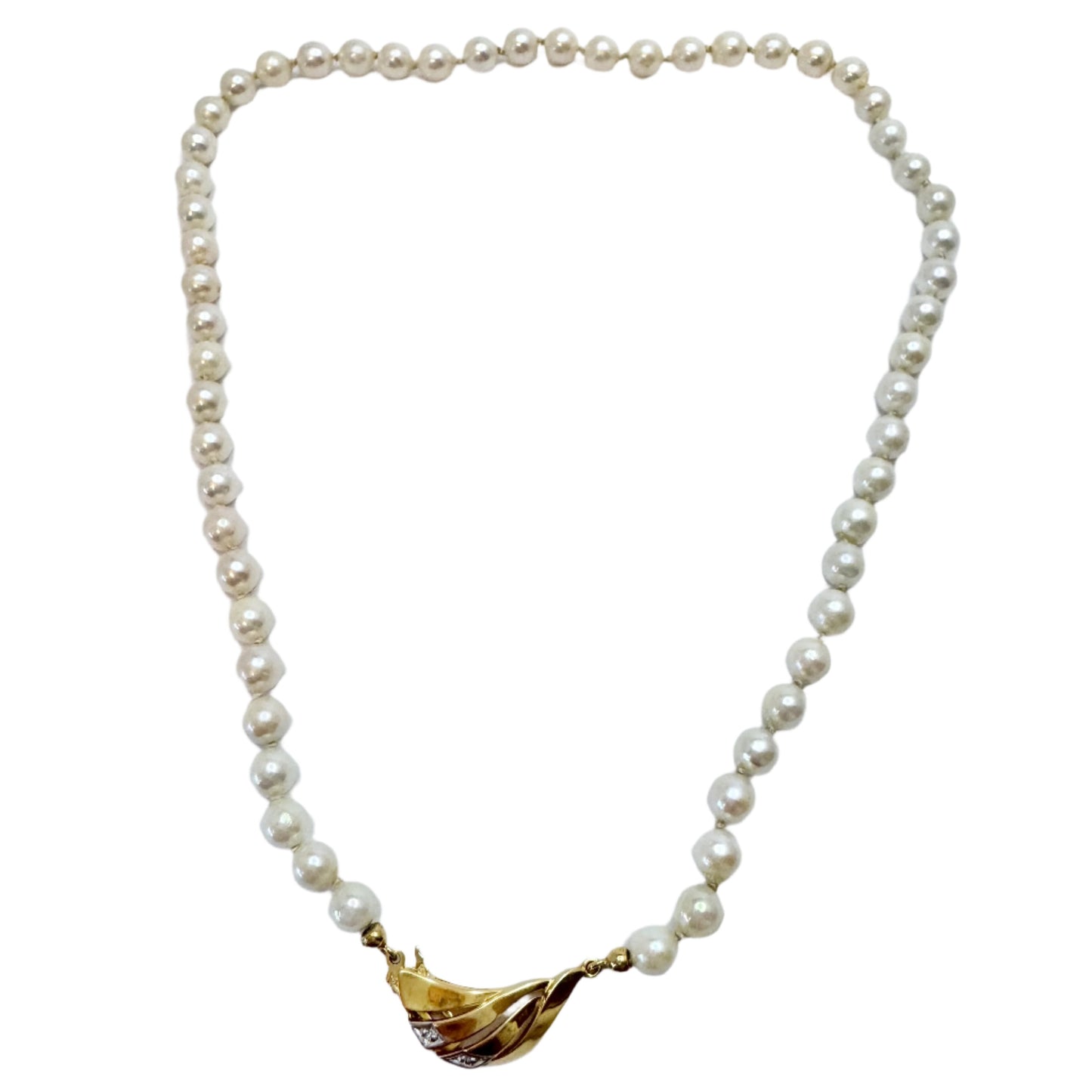 Vintage 1961. Mikimoto Pearl 18k Gold Diamond Clasp Necklace.