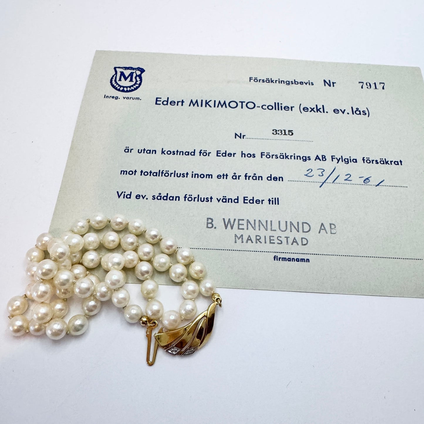 Vintage 1961. Mikimoto Pearl 18k Gold Diamond Clasp Necklace.