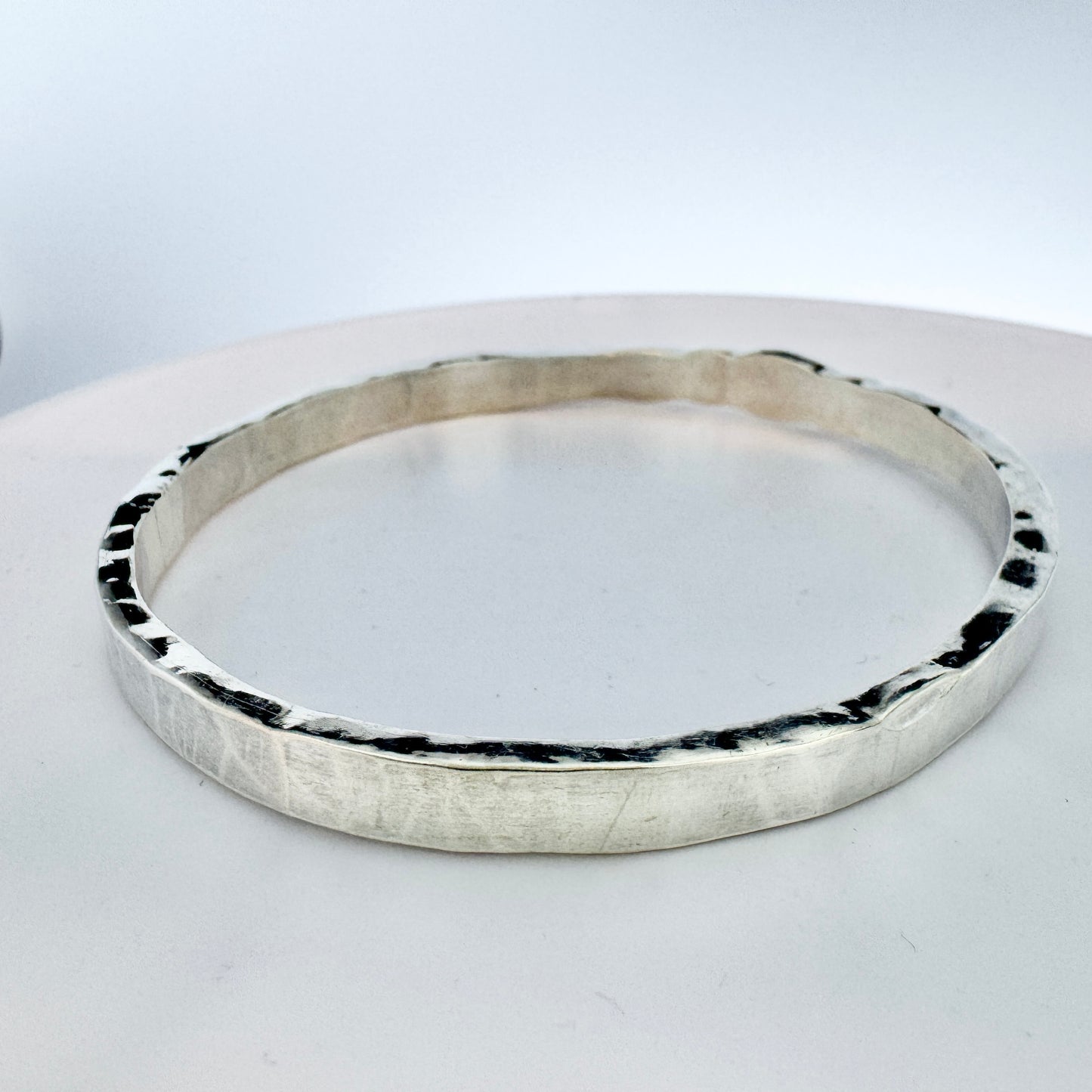 Owe Johansson, Sweden 1974. Vintage Sterling Silver Bangle Bracelet. Signed.