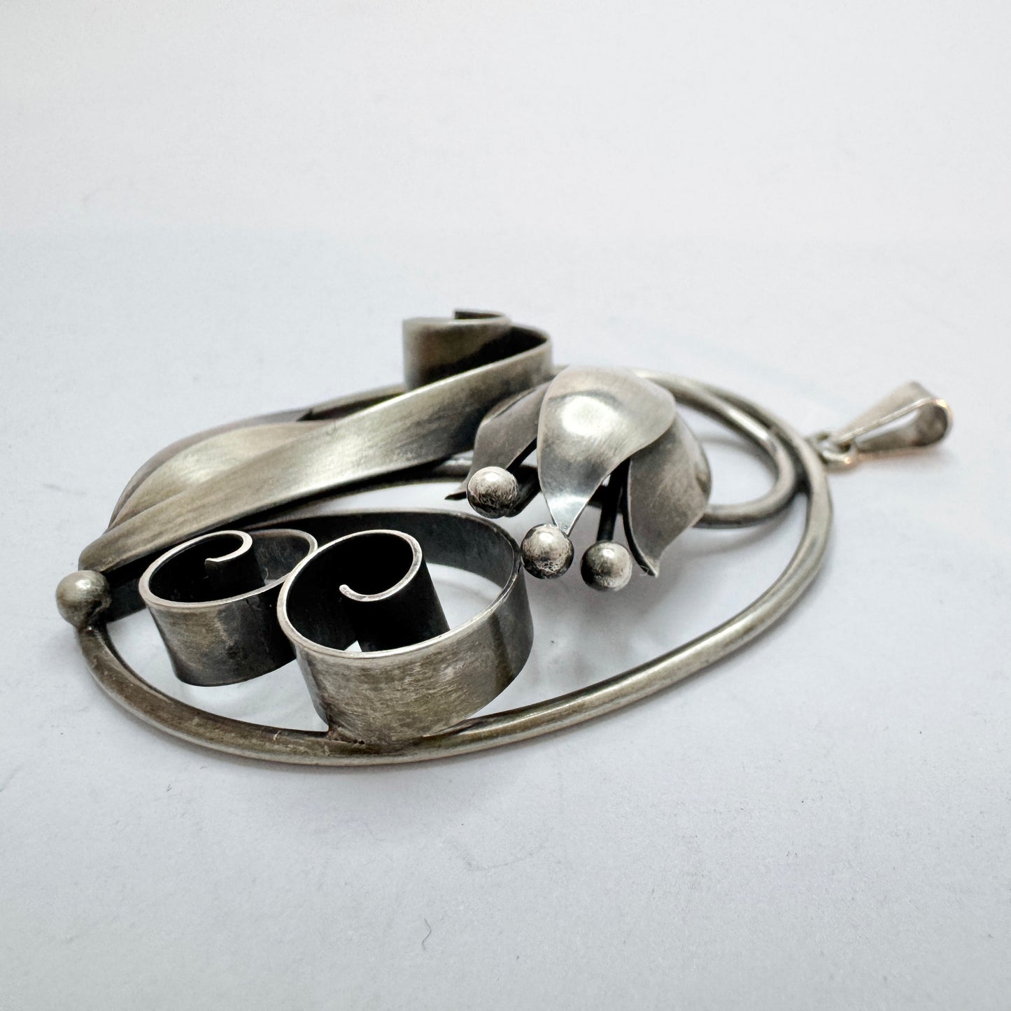 Kaplan, Sweden 1949. Large Vintage Solid Silver Floral Pendant.