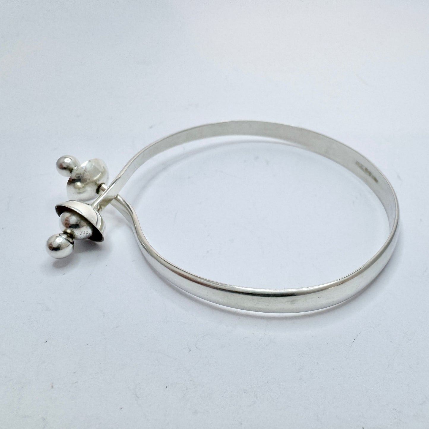 Michelsson, Sweden 1966. Vintage Sterling Silver Bangle Bracelet.