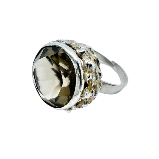 Vintage 1970s. Solid Silver Smoky Quartz Ring.