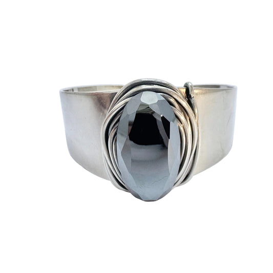 REBAJES, USA. Vintage Modernist Sterling Silver Onyx Cuff Bracelet.