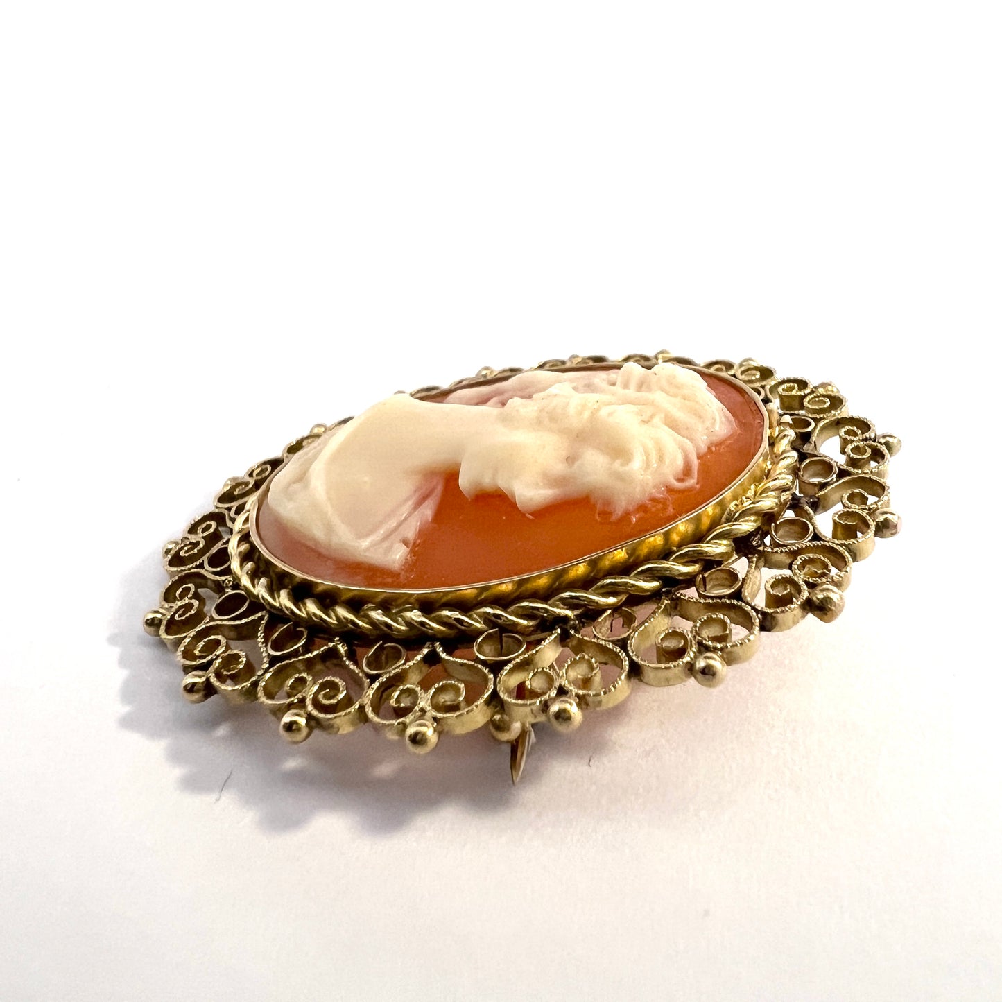 Antique Edwardian 18k Gold Cameo Brooch.