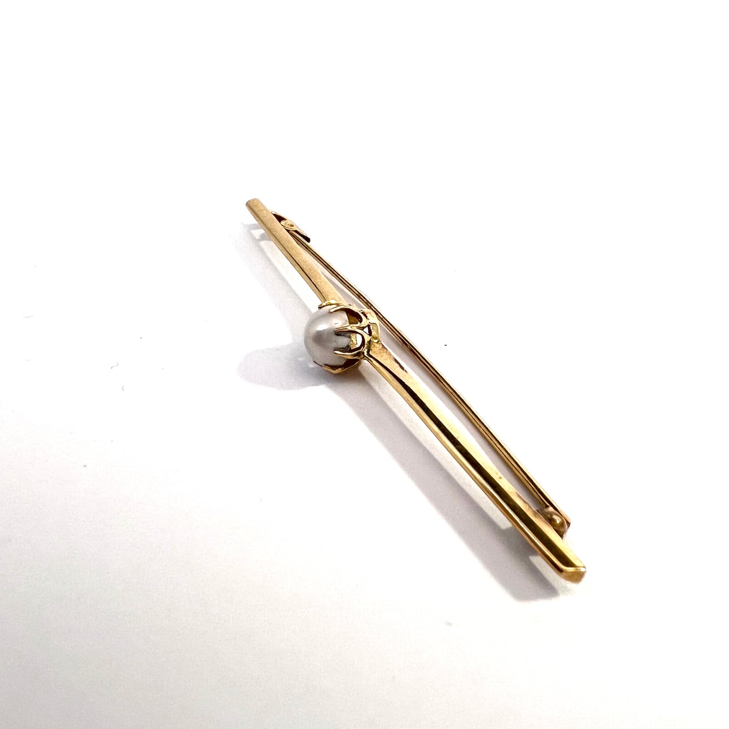 G Dahlgren, Sweden 1928 Art Deco 18k Gold Cultured Pearl Brooch Pin.