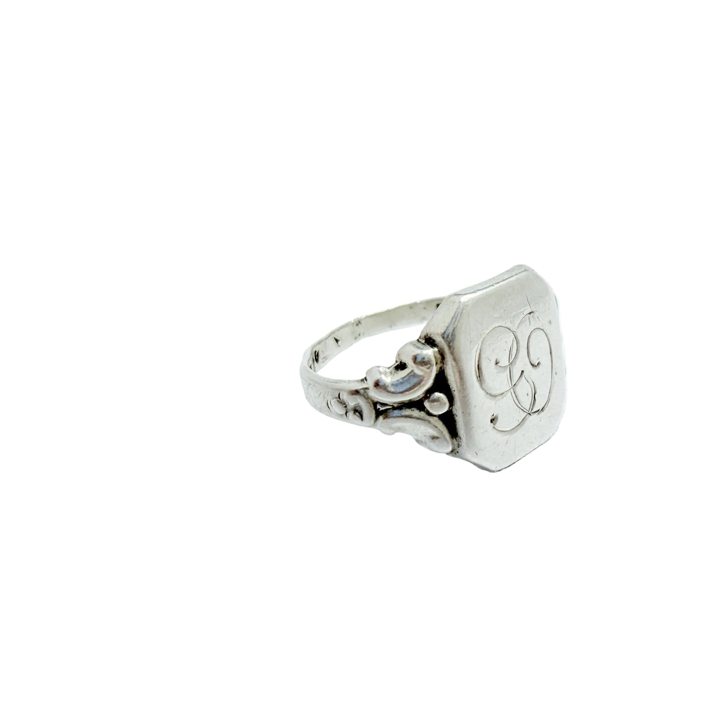 G Dahlgren, Sweden 1941. Vintage WW2-era Solid Silver Signet Ring.