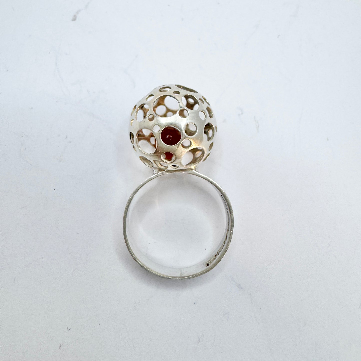 Liisa Vitali, Finland 1971. Vintage Sterling Silver Carnelian Sphere Ring.