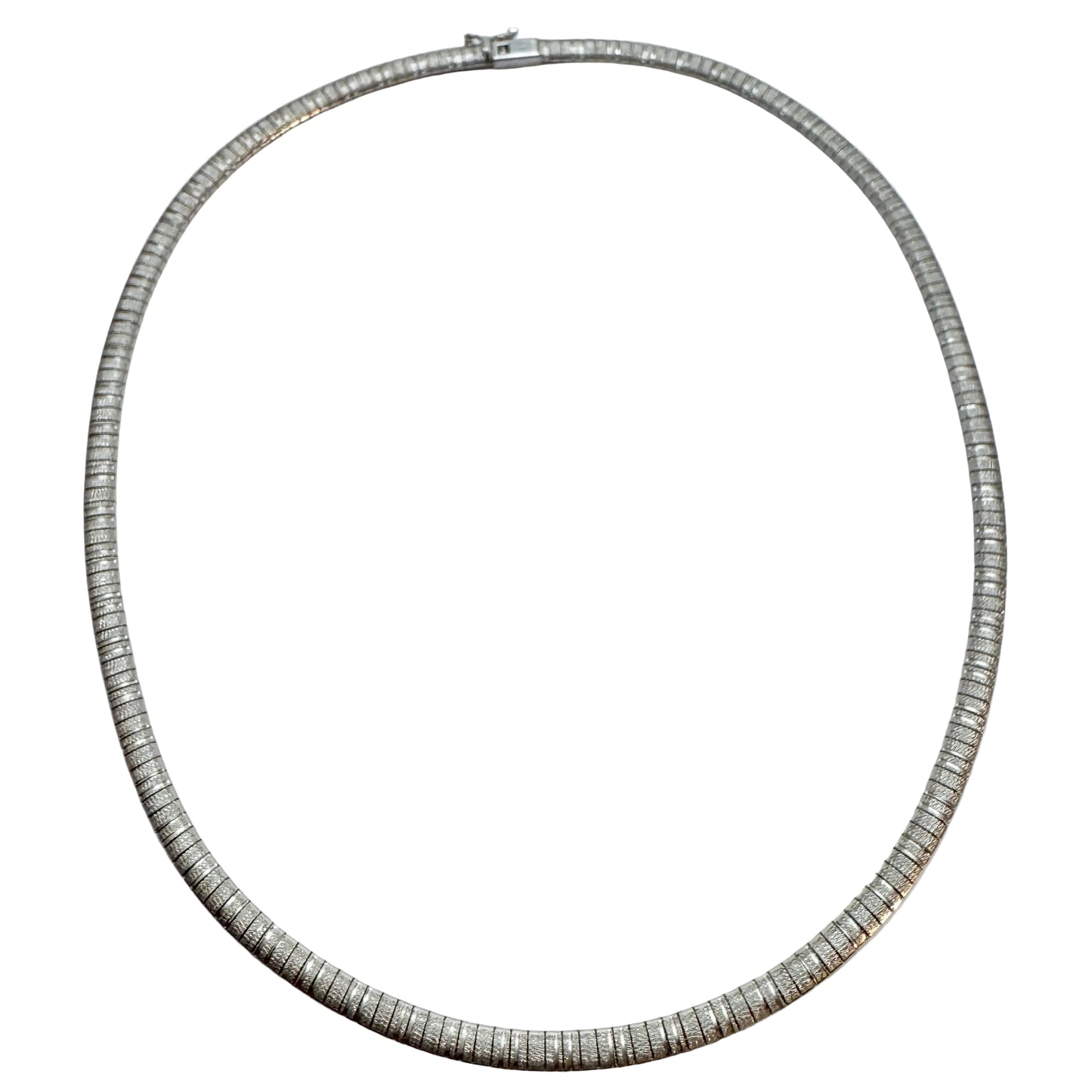 Vicenza. Italy. Vintage Sterling Silver Necklace.