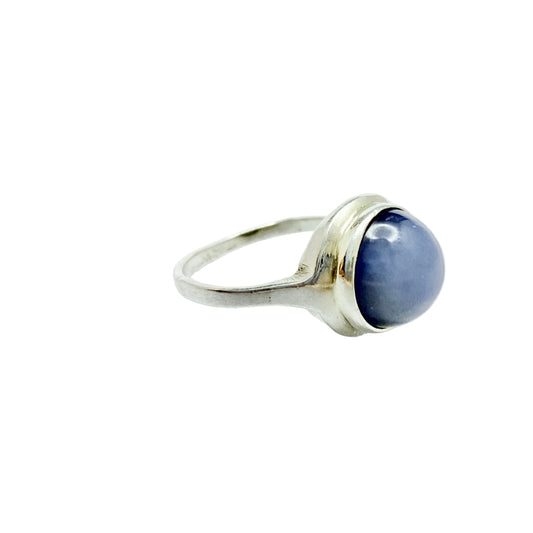 Vintage 1960s Solid Silver Chalcedony Ring.