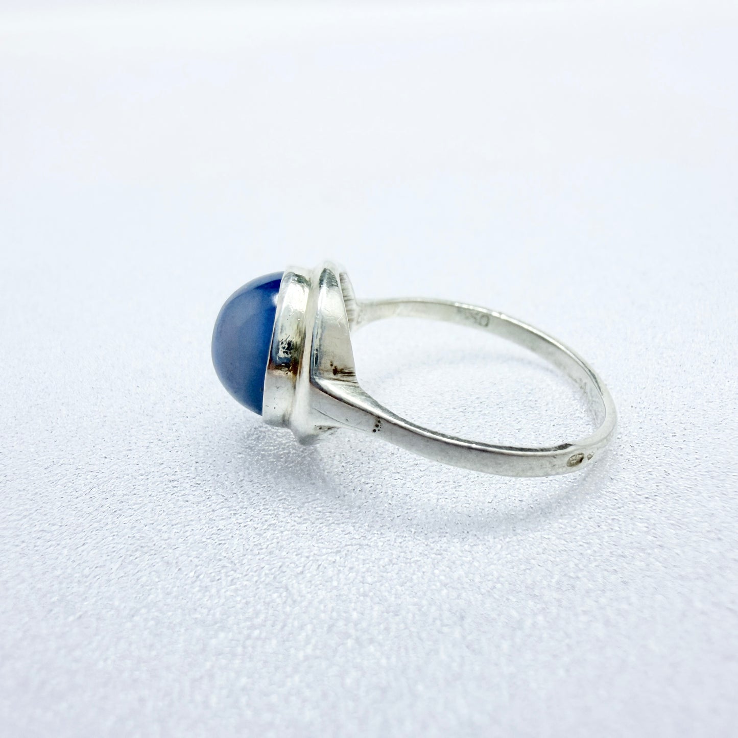 Vintage 1960s Solid Silver Chalcedony Ring.