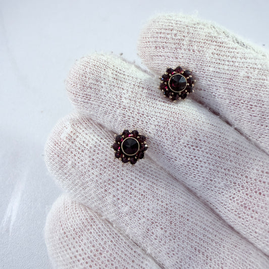 Vintage Bohemian Garnet Yellow Metal Stud Earrings.