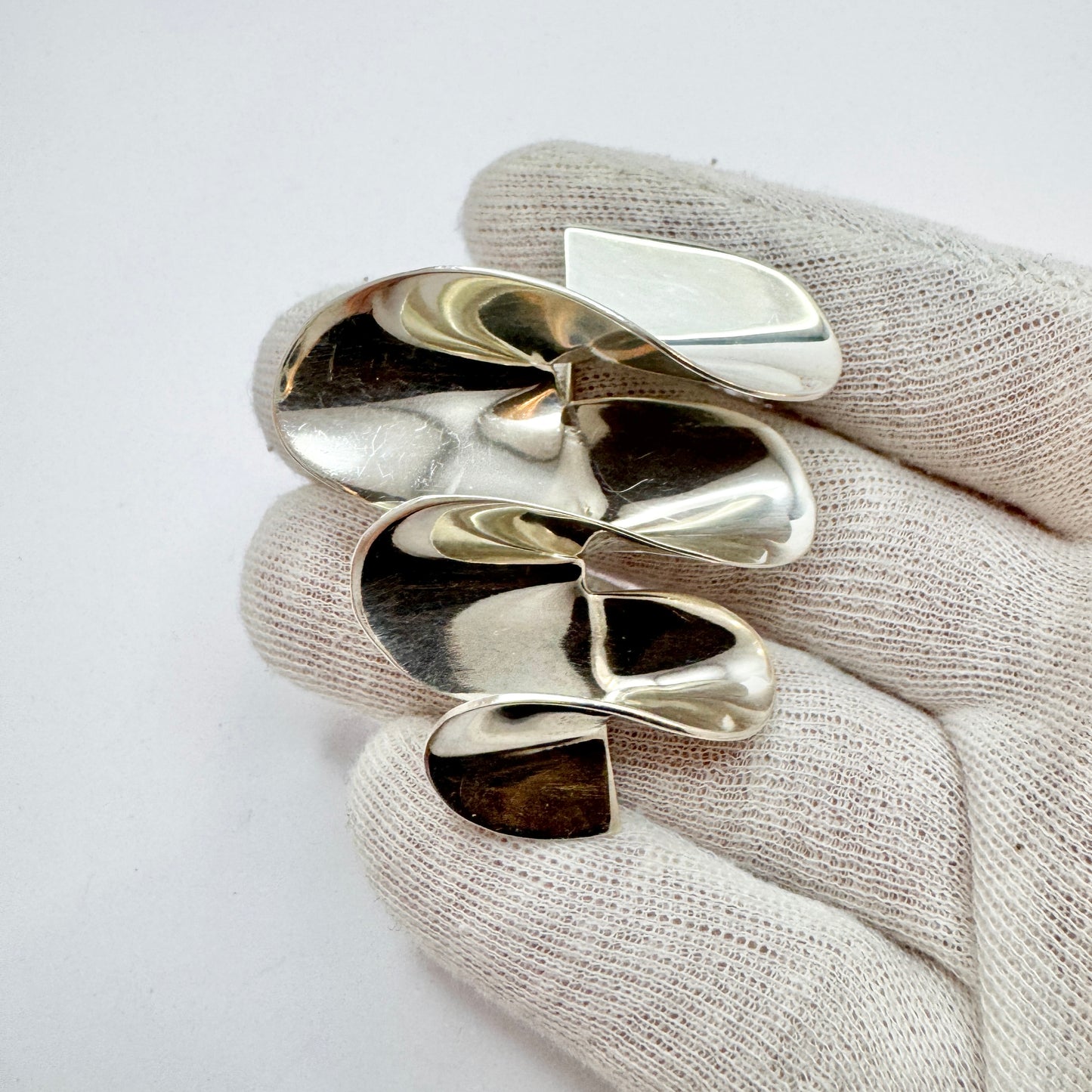 Mexico. Chunky Vintage Sterling Silver Brooch.