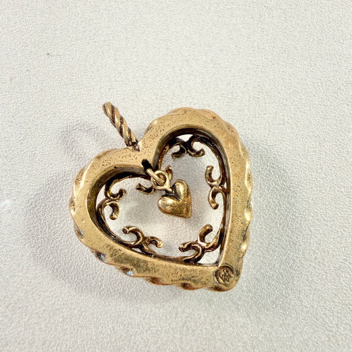 Kalevala Koru, Finland. Vintage Bronze Pendant. Design: Heart of the House