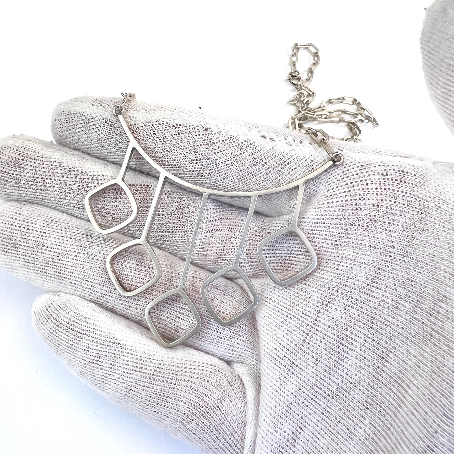 Victor Janson, Sweden 1969. Vintage Modernist Sterling Silver Necklace.