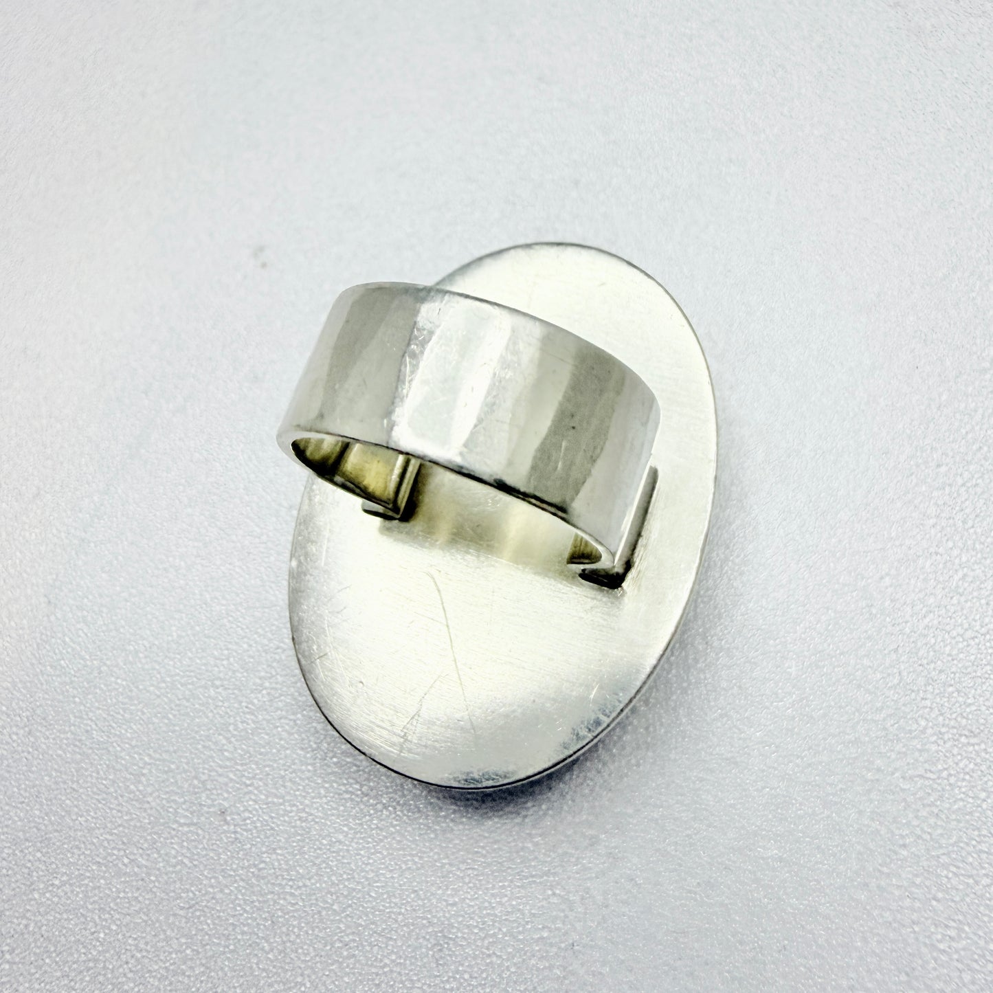 Anders Högberg, Sweden 1973. Bold Vintage Sterling Granite RIng. Signed.