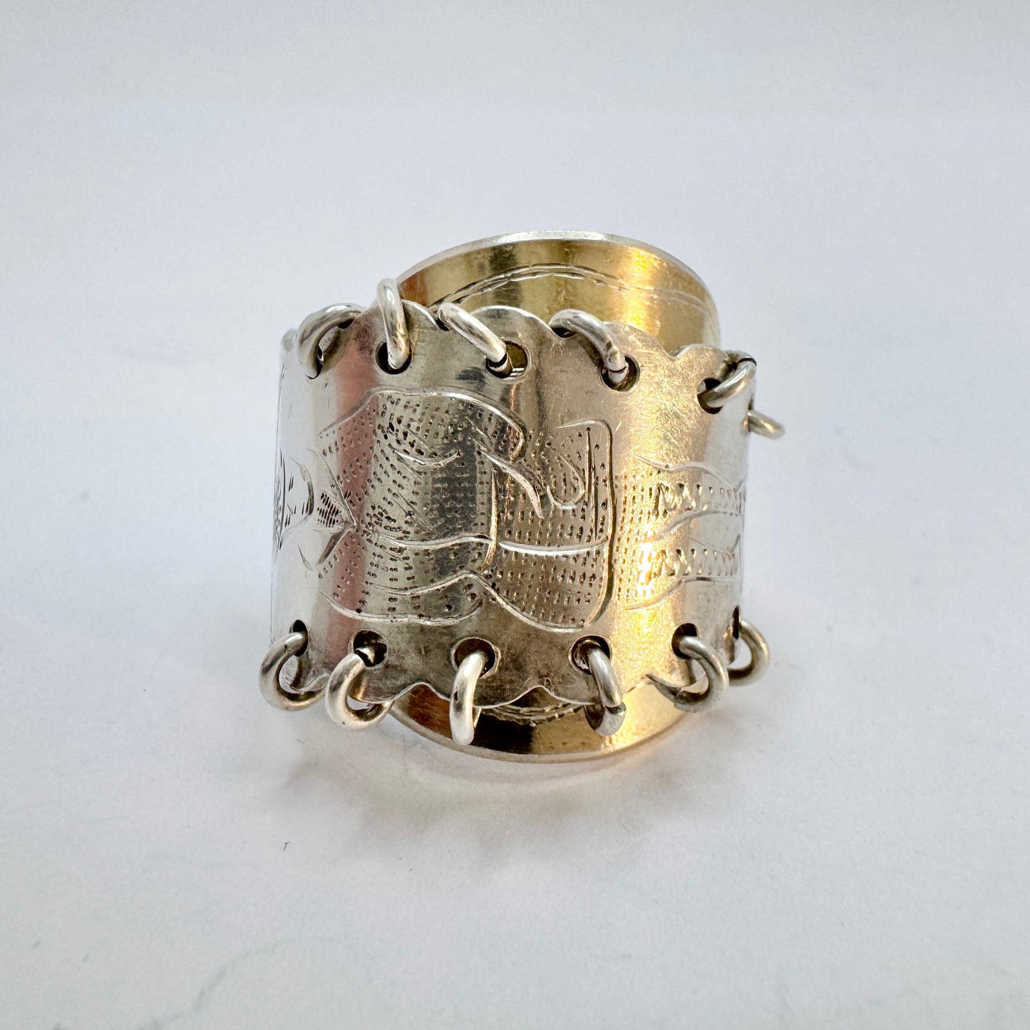 Vintage Solid Silver Sami / Laplander Folk Art Artisan Ring.