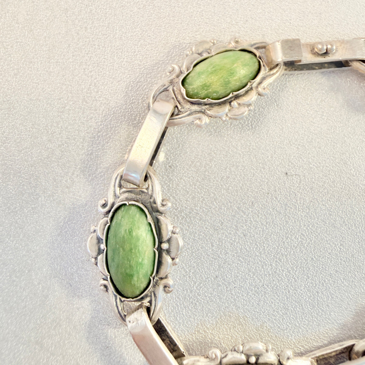 VIntage ca 1940s Solid Silver Green Calcite Bracelet. Possibly Denmark.