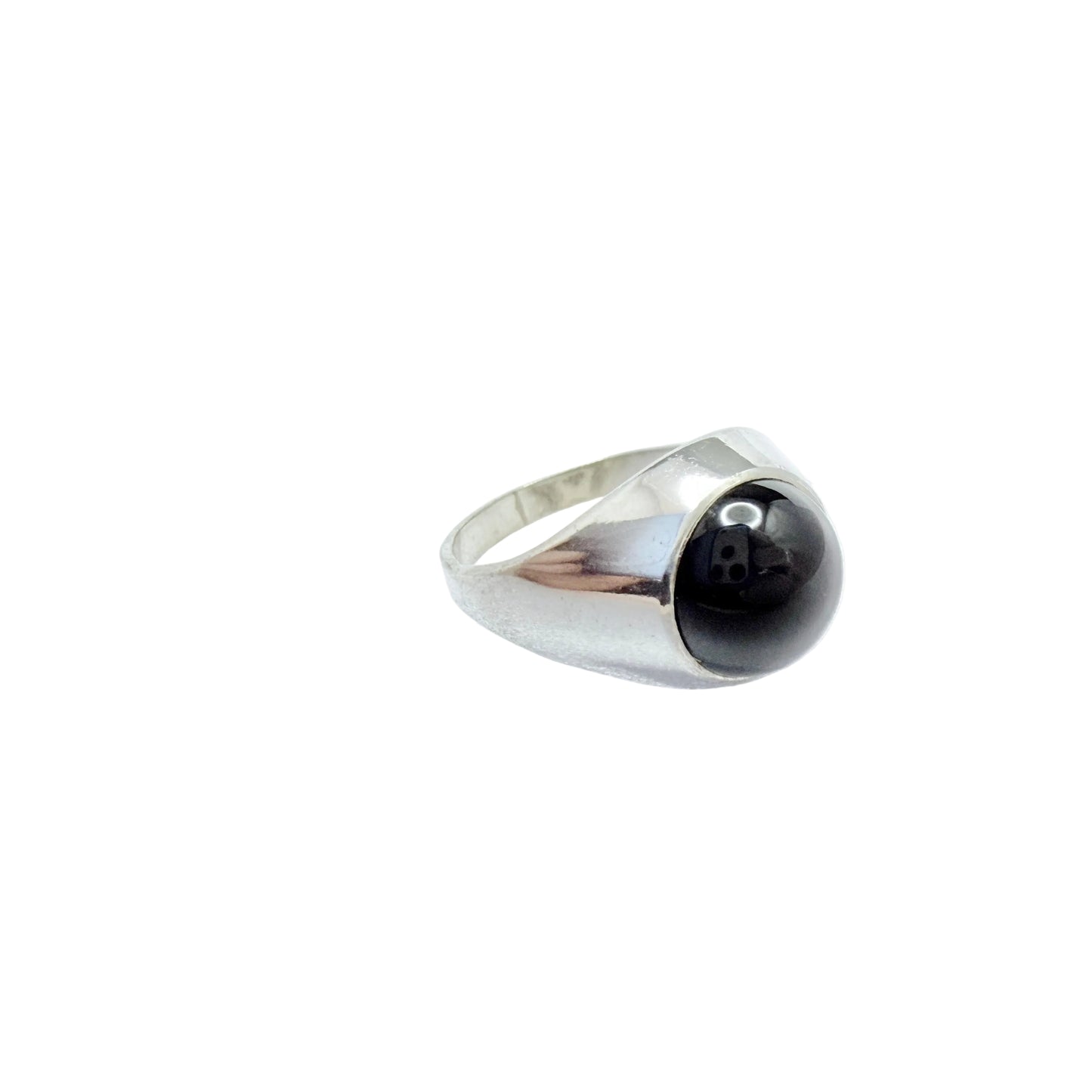 Frey & Co, Germany 1960s. Vintage Solid Silver Onyx Ring.