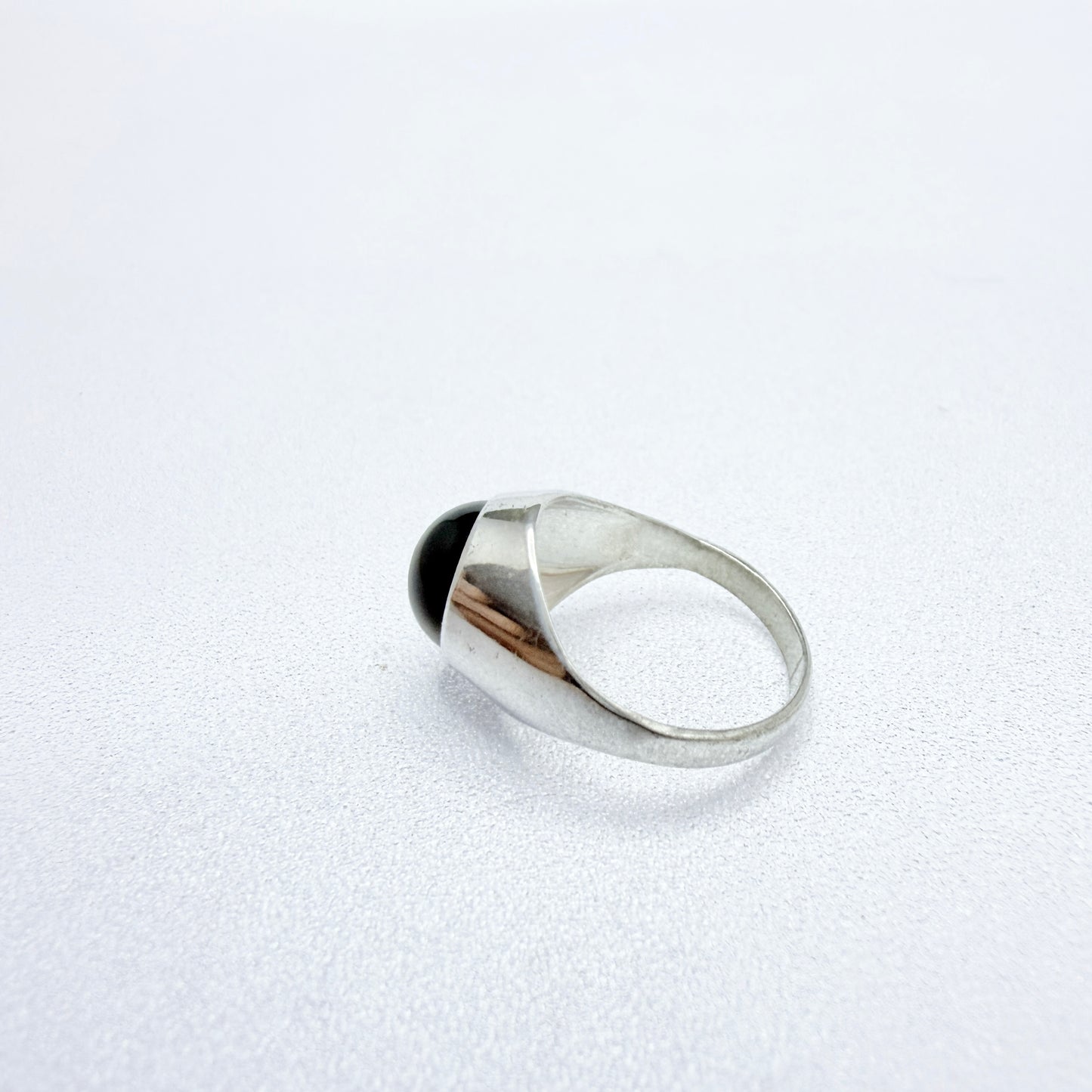 Frey & Co, Germany 1960s. Vintage Solid Silver Onyx Ring.