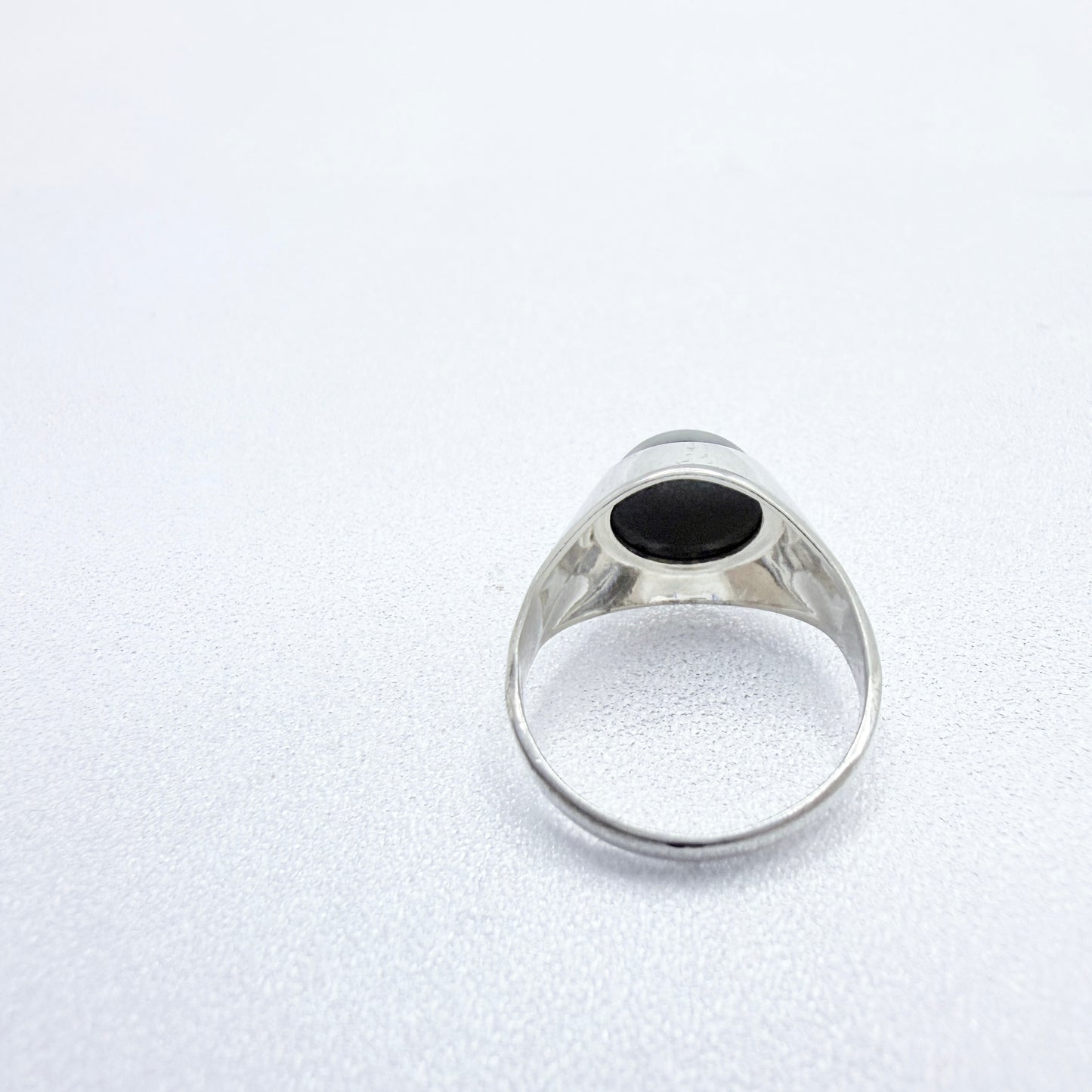 Frey & Co, Germany 1960s. Vintage Solid Silver Onyx Ring.