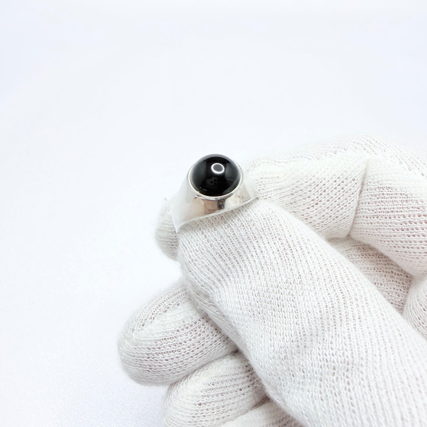 Frey & Co, Germany 1960s. Vintage Solid Silver Onyx Ring.