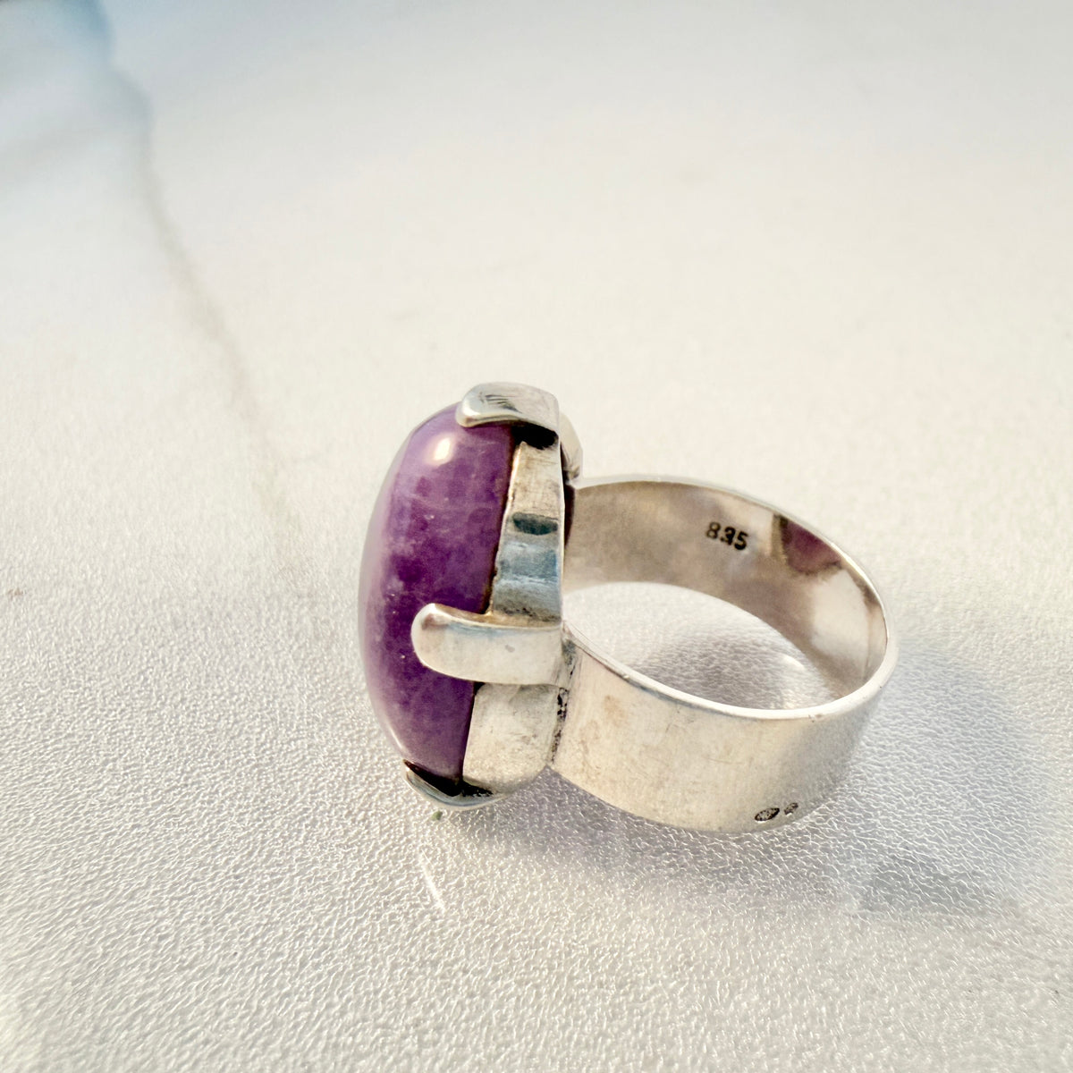 Vintage ca 1960s. Solid Silver Amethyst Ring.
