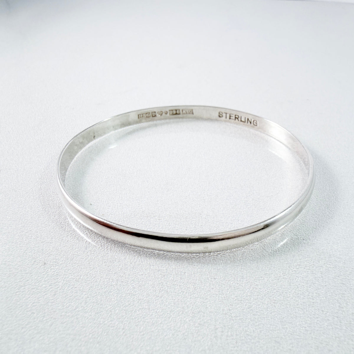 Hedbergs, Sweden 1975. Vintage Sterling Silver bangle Bracelet.