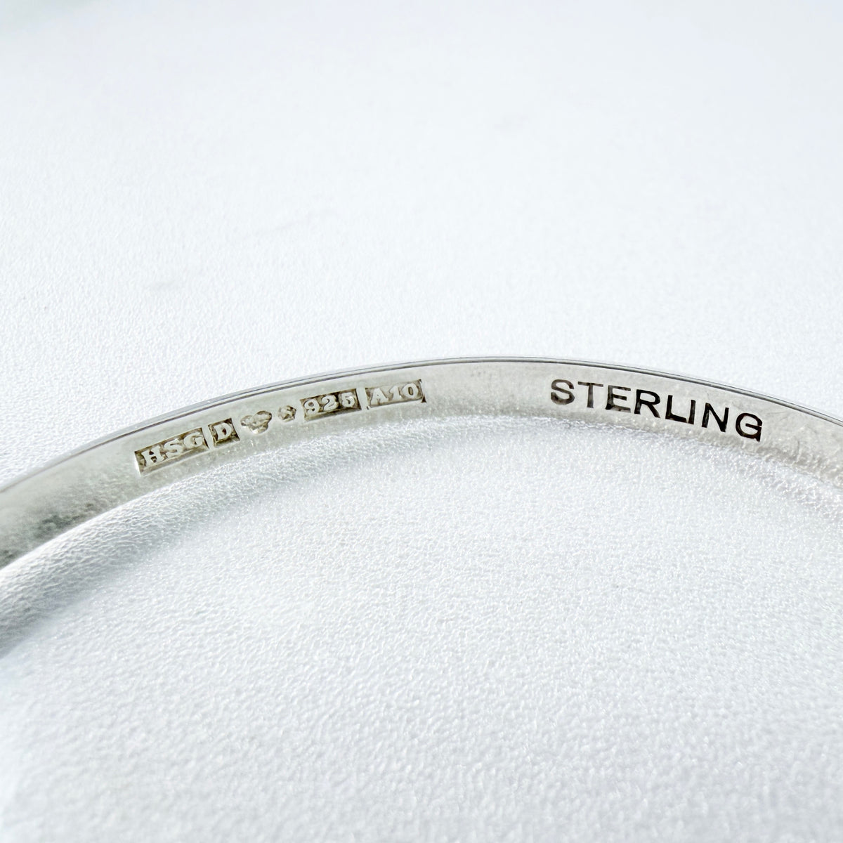 Hedbergs, Sweden 1975. Vintage Sterling Silver bangle Bracelet.