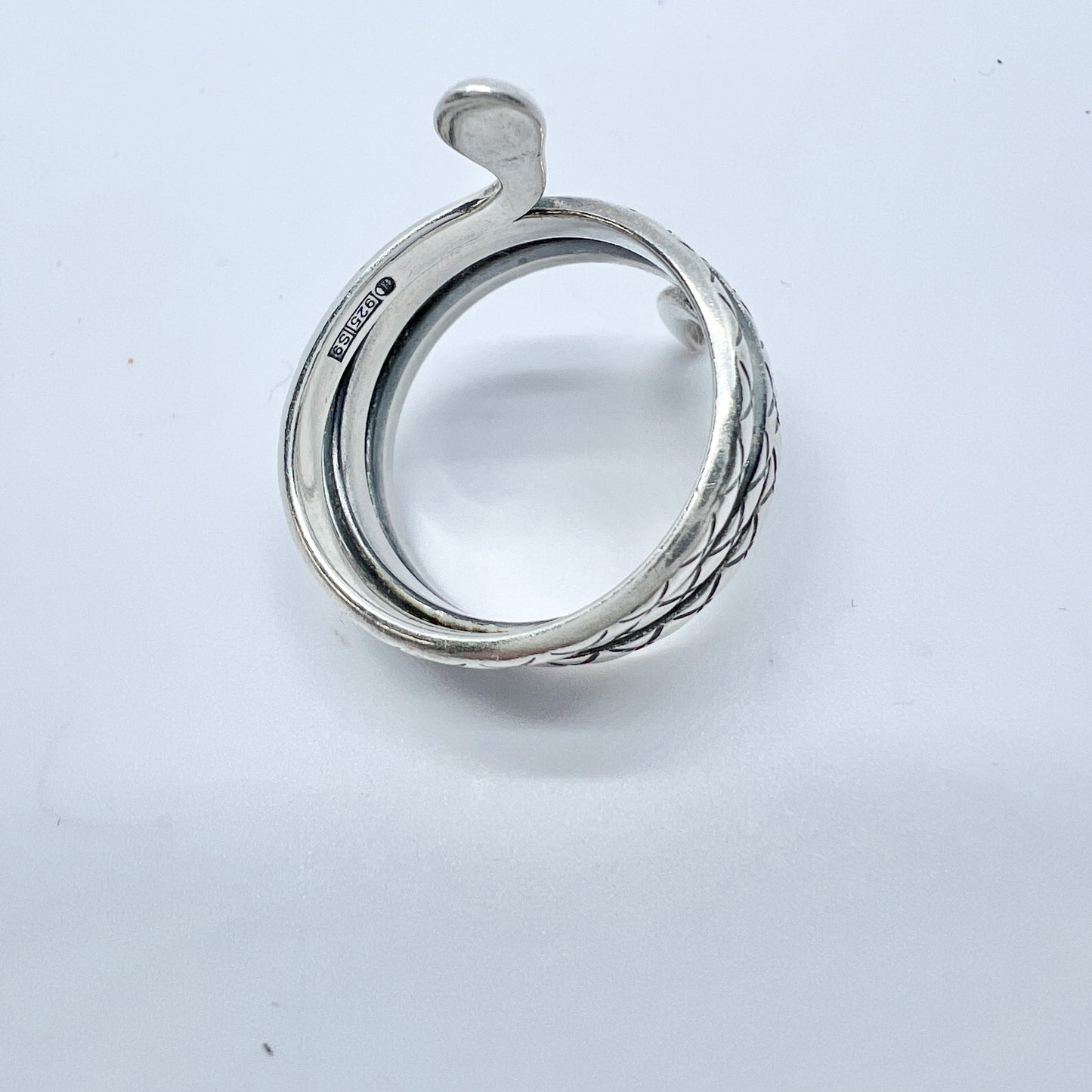 Kalevala Koru, Finland. Vintage Sterling Silver Snake Ring.