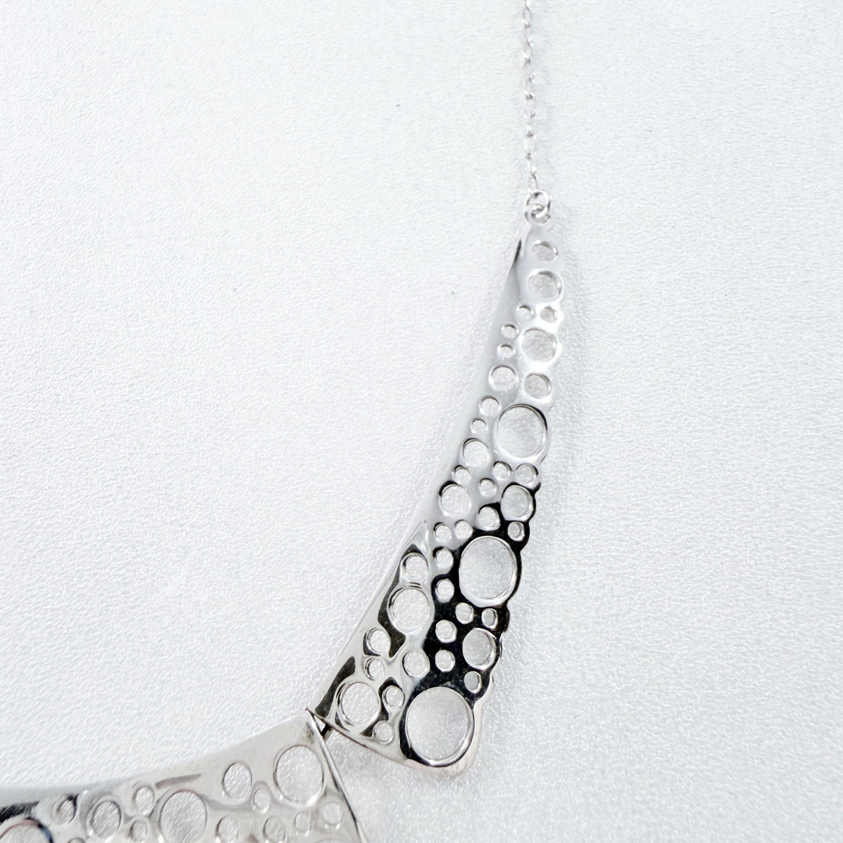 Kultakeskus, Finland. Design Liisa Vitali, Vintage Sterling Silver Necklace