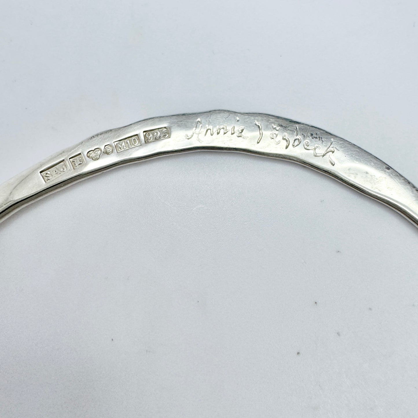 Annie Jägbeck, Sweden. Vintage Sterling Silver Bangle Bracelet. Signed.