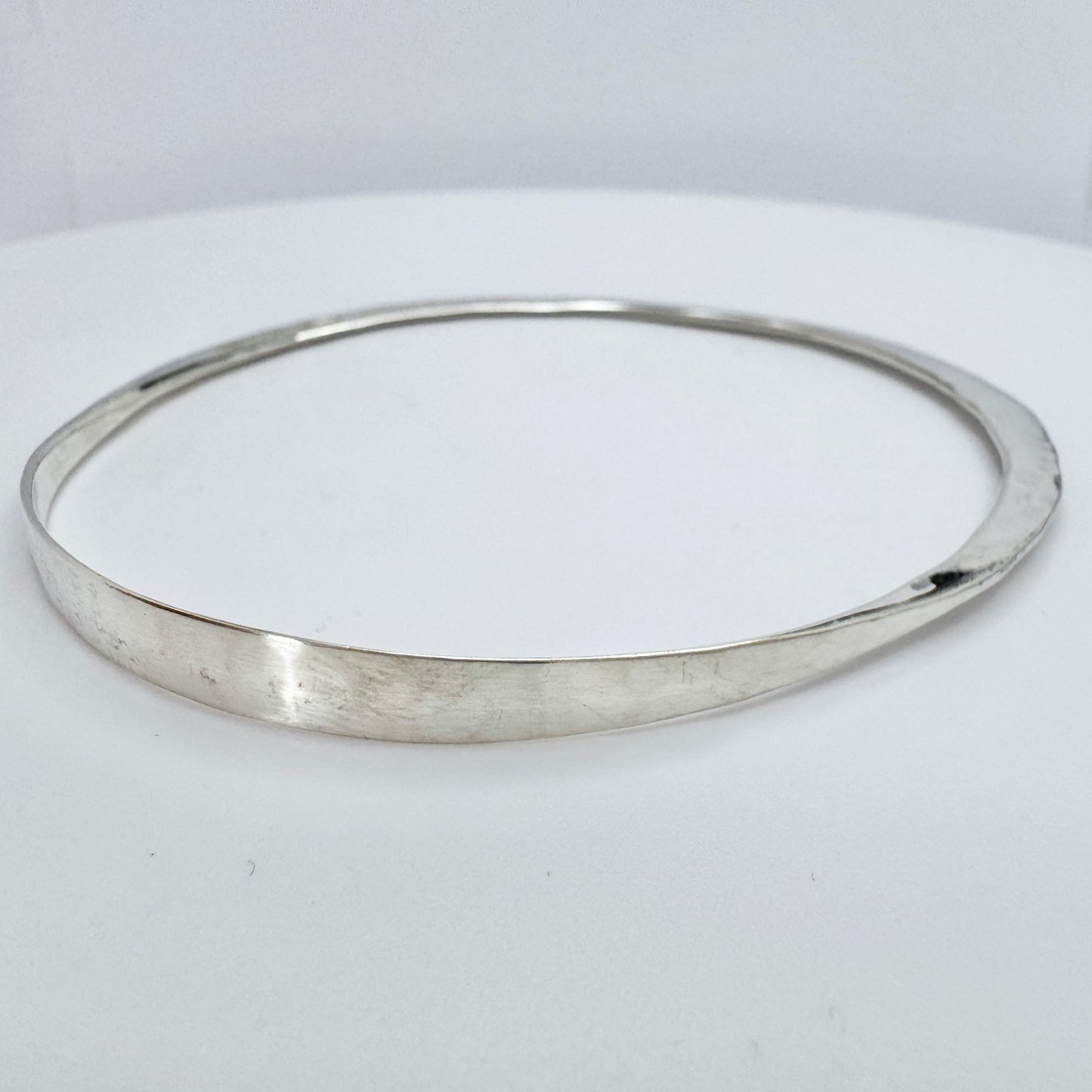 Annie Jägbeck, Sweden. Vintage Sterling Silver Bangle Bracelet. Signed.