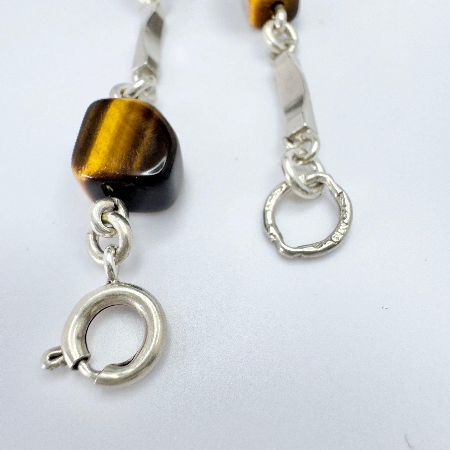 Arvo Saarela, Sweden 1962. Vintage Sterling Silver Tiger's Eye Bracelet.