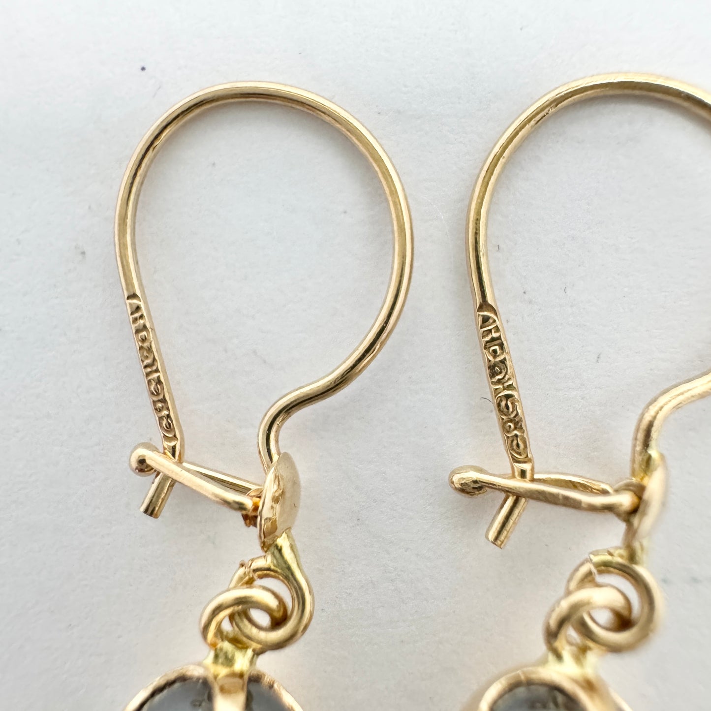 Finland. Vintage 14k Gold Hematite Earrings.