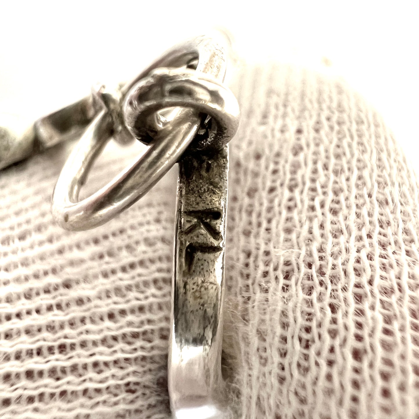 Karl Laine for Sten & Laine, Finland 1976. Vintage Modernist Sterling Silver Bracelet.