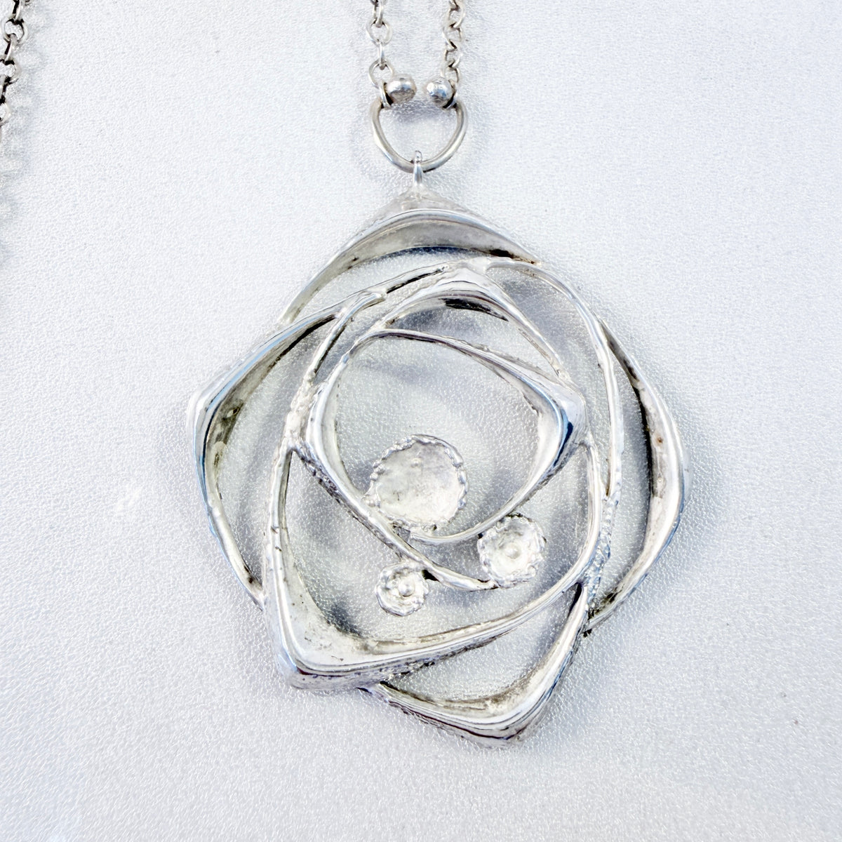 Karl Laine for Sten & Laine, Finland 1974. Large Vintage Sterling Silver Orbital Pendant Necklace.