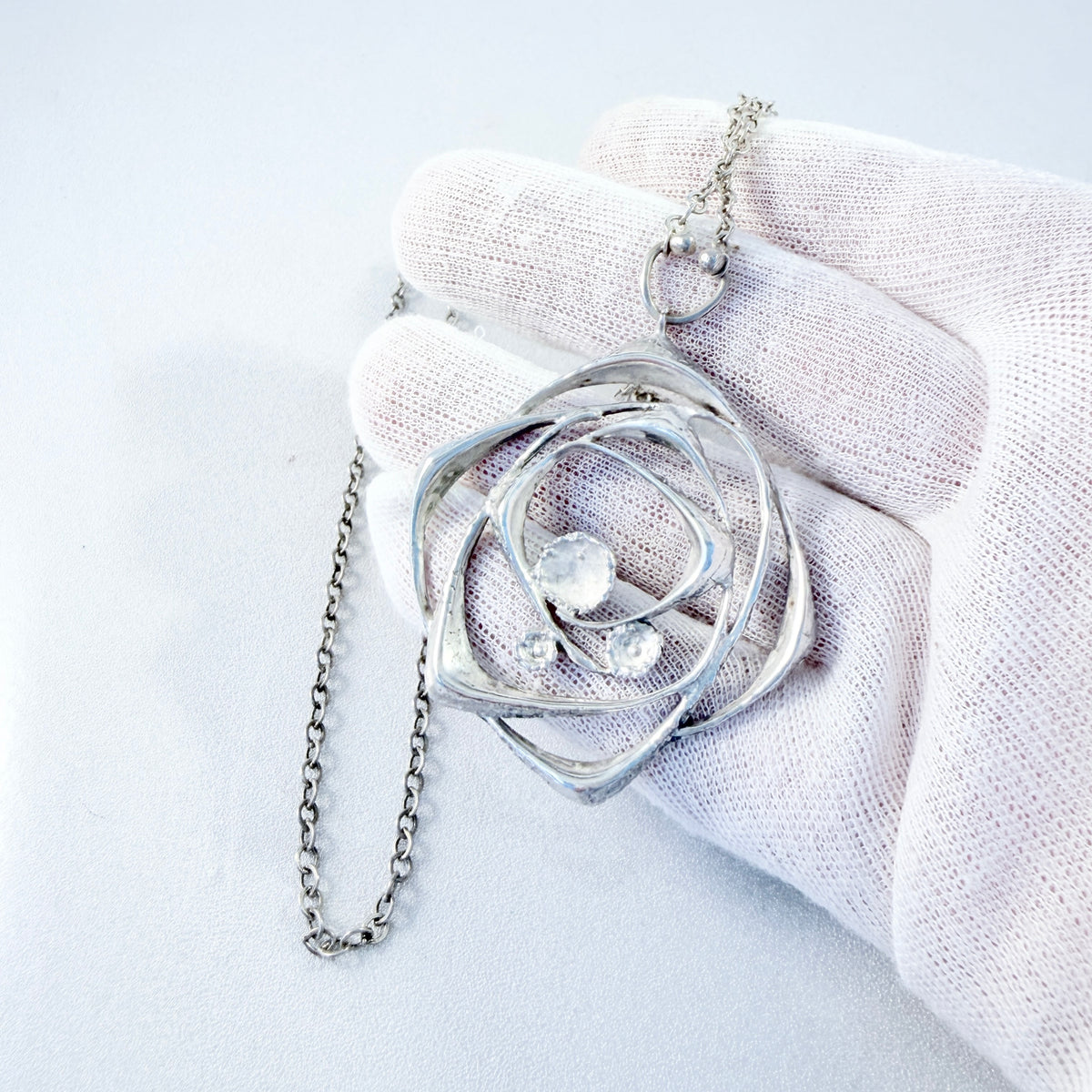 Karl Laine for Sten & Laine, Finland 1974. Large Vintage Sterling Silver Orbital Pendant Necklace.