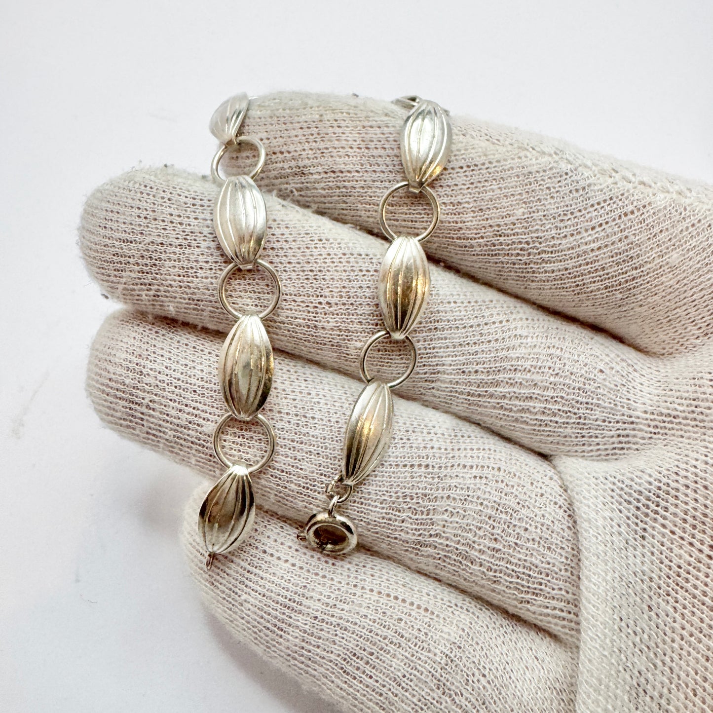 Vintage 1950s. Solid Silver Bracelet.