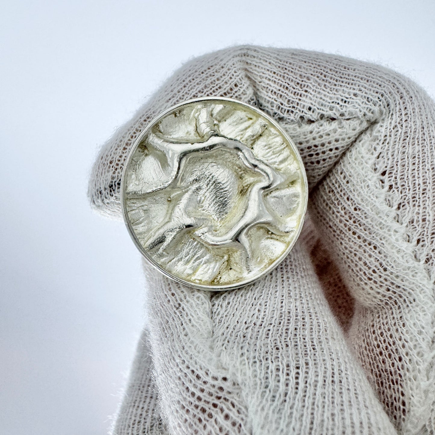 Matti J Hyvarinen, Finland 1971. Vintage Modernist Sterling Silver Ring.