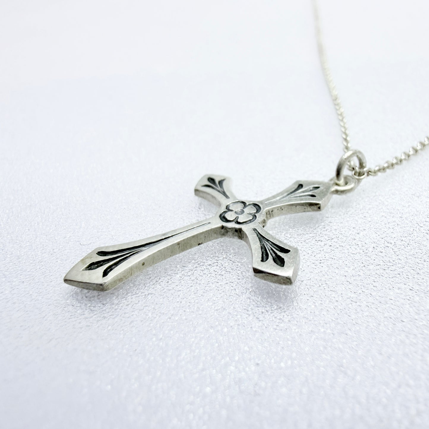 O F Hjortdahl, Norway ca 1940s Solid Silver Cross Pendant Necklace.